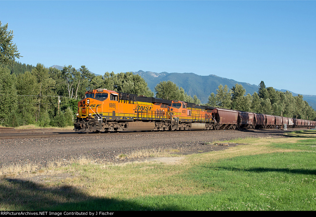 BNSF 6865